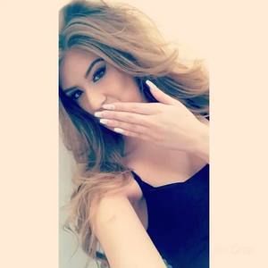 Meet your Posher, Abbie