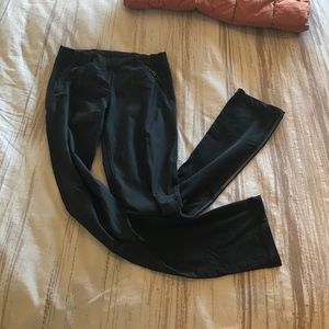 Black winter weight lulu pants