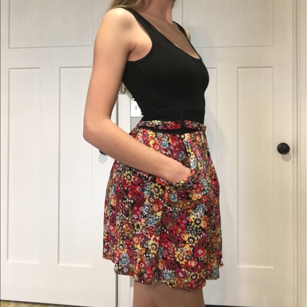 Floral pocketed sun dress