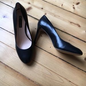 🌸🌺INC round toe pumps