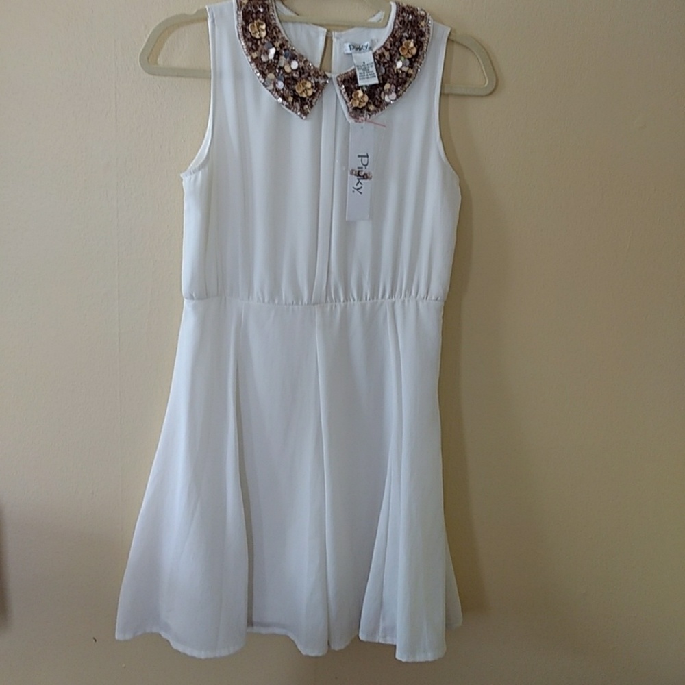 White Dress 🎉3 FOR $10🎉