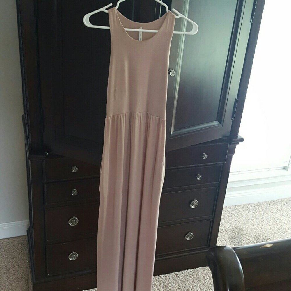 Maxi dress