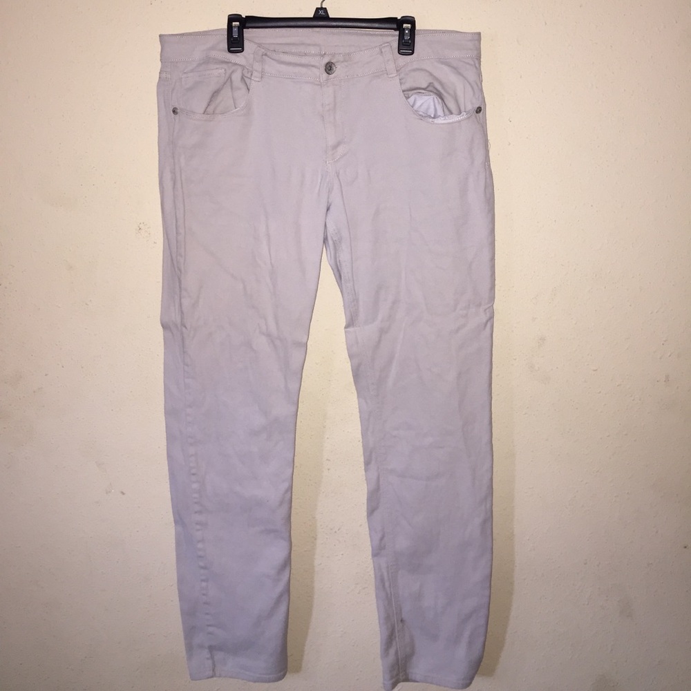 khaki jeans