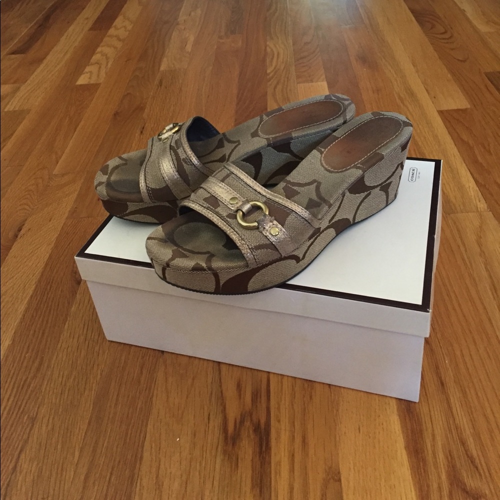 Coach sandals