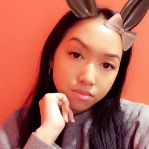 Meet your Posher, Mena