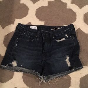 Gap jean short