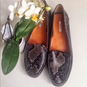 GEOX Respira Snakeskin Embossed Leather Loafers.