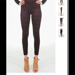 Lysse Center pointe Tartan leggings NWT