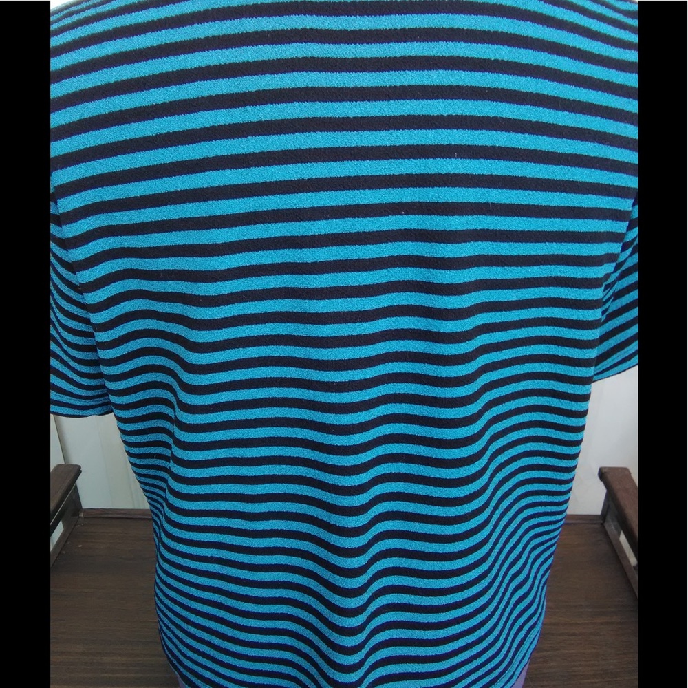 Size 18 button down blouse - Picture 3 of 4
