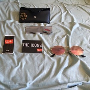 Pink mirror lense oval frame EXCLUSIVE Ray bans.