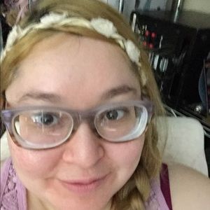 Meet your Posher, Catherine