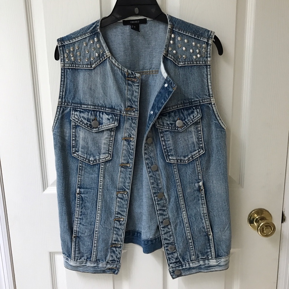 Jean Vest