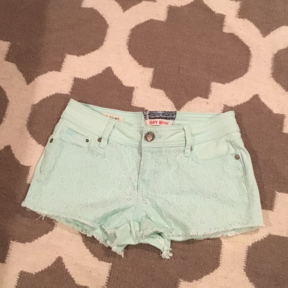 Lace jean short