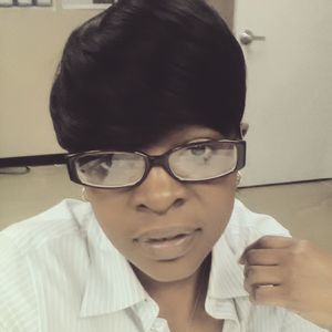 Meet your Posher, Laquania