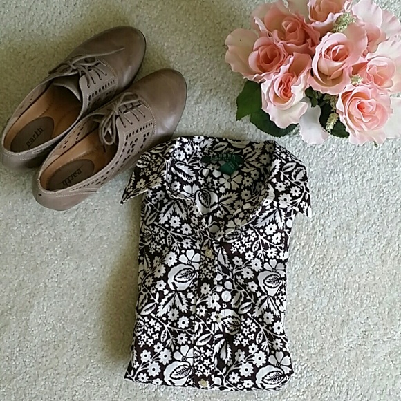 Ralph Lauren size S/P button down shirt - Picture 2 of 5