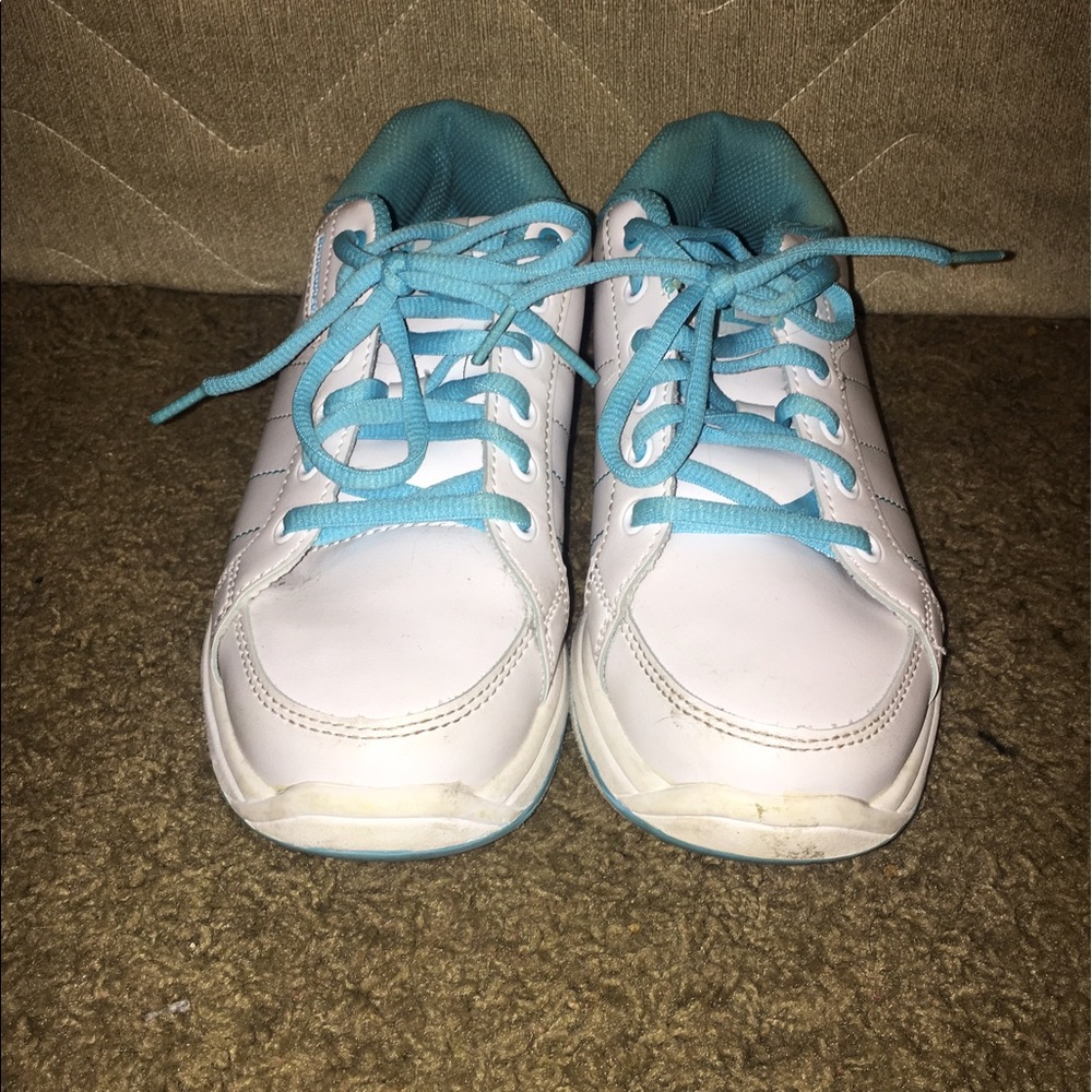 Brunswick bowling shoes