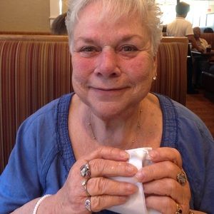 Meet your Posher, Arlene