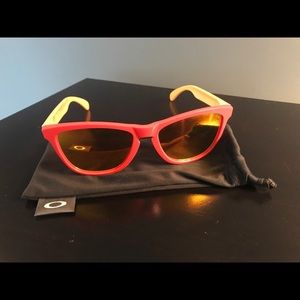 Frog skin Oakley sunglasses