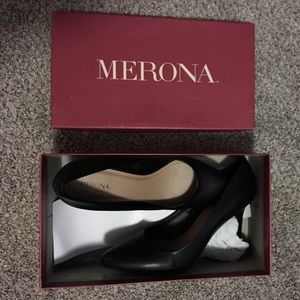 8.5 Black Alexa Merona Heels