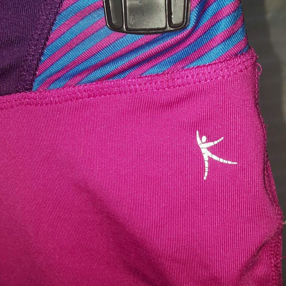 Workout capris - Picture 2 of 3