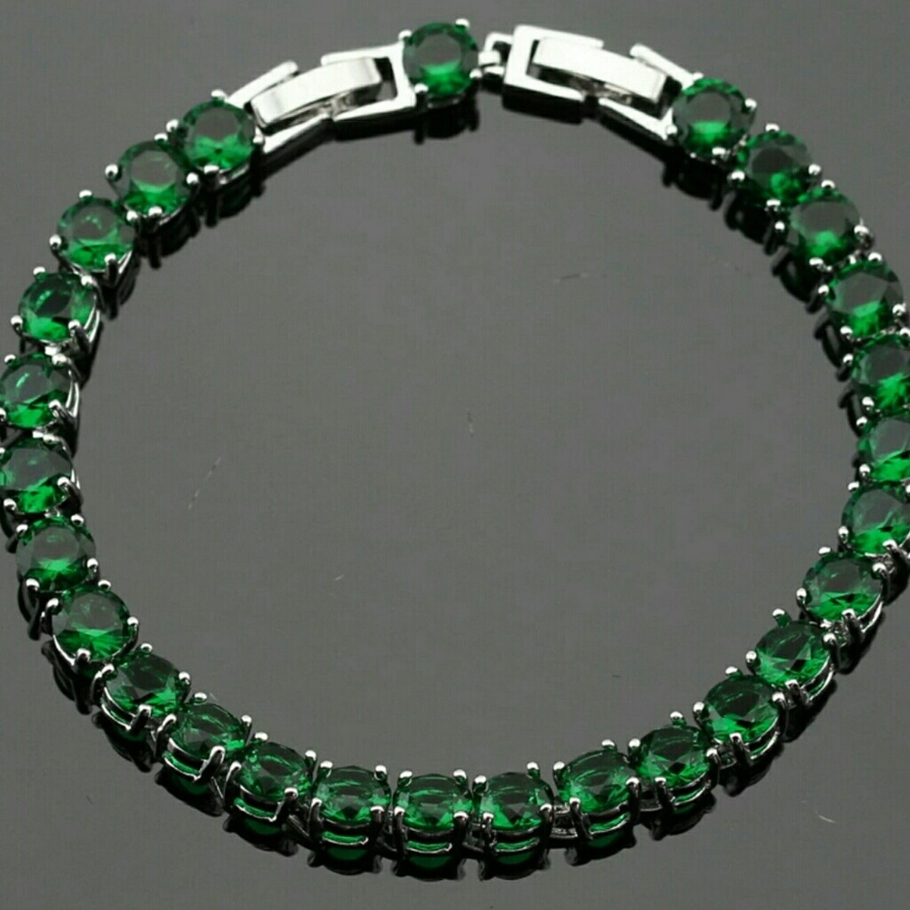 32 Carat Emerald Green Bracelet