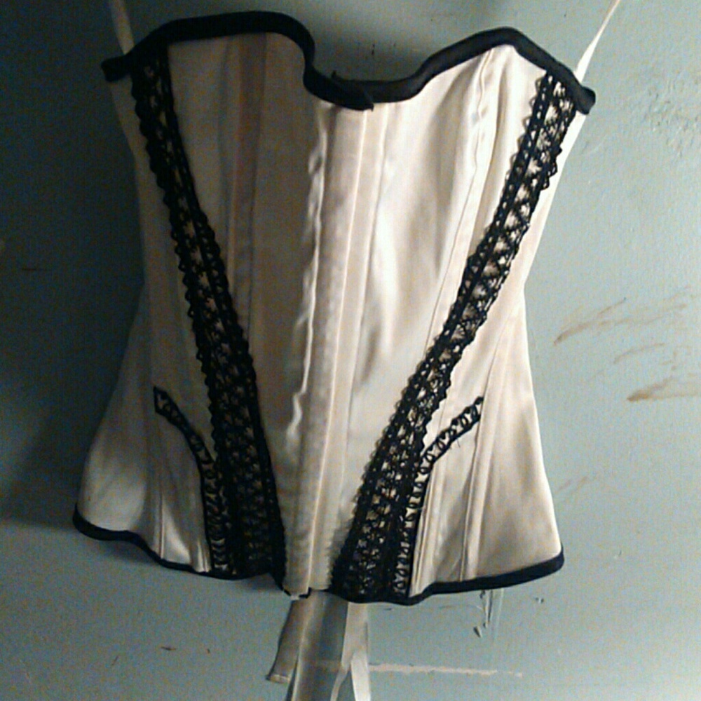 Sexy cream with black detailing bustier small