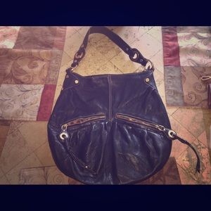 B Makowsky black  leather bag