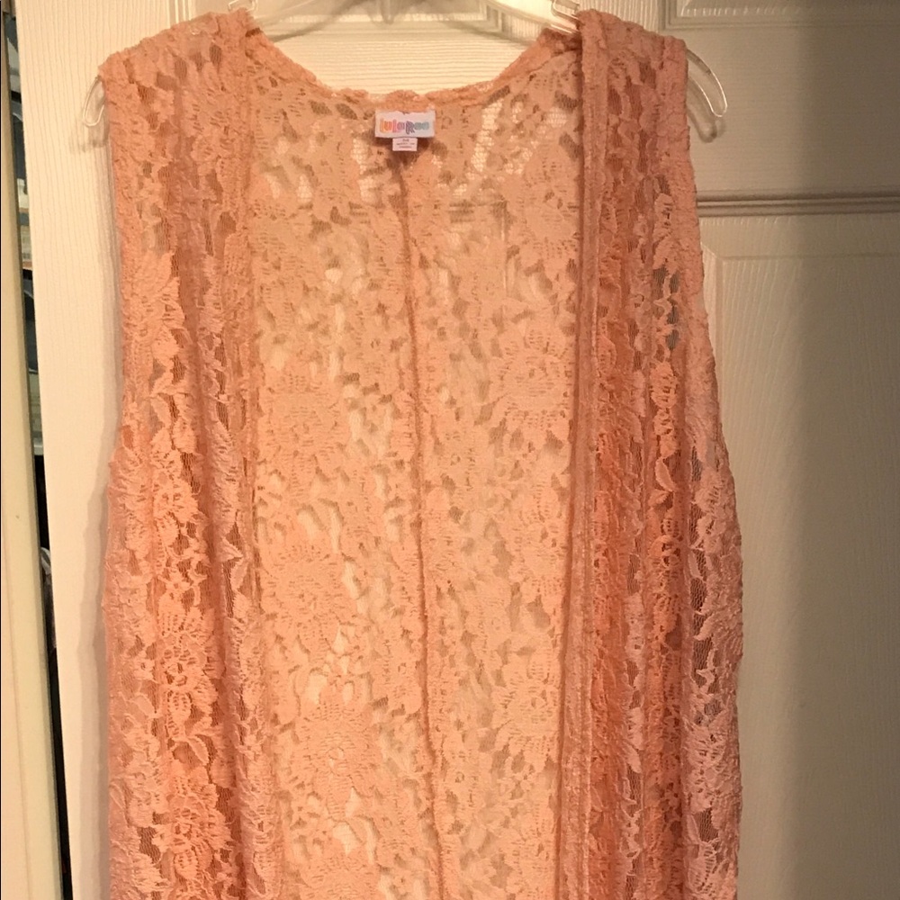 LuLaRoe Pink Lace Joy. Size Med. NWOT