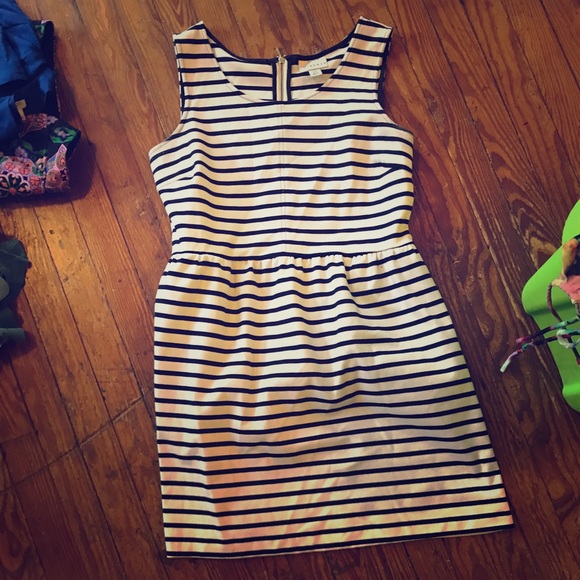 Dress - Picture 1 of 1