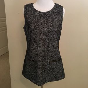 Sleeveless sweater