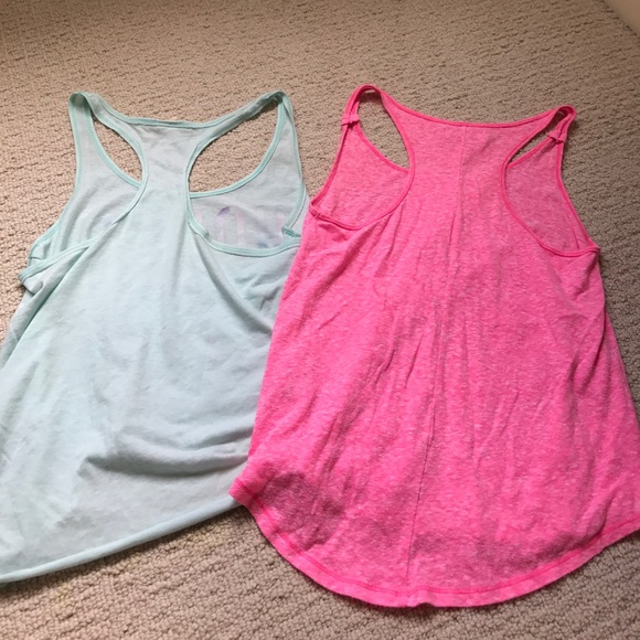 Tank Top bundle - Picture 5 of 5