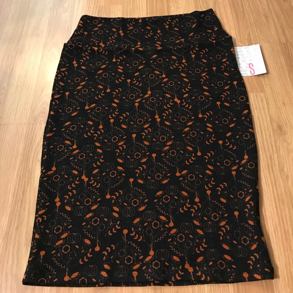 LuLaRoe Cassie Skirt