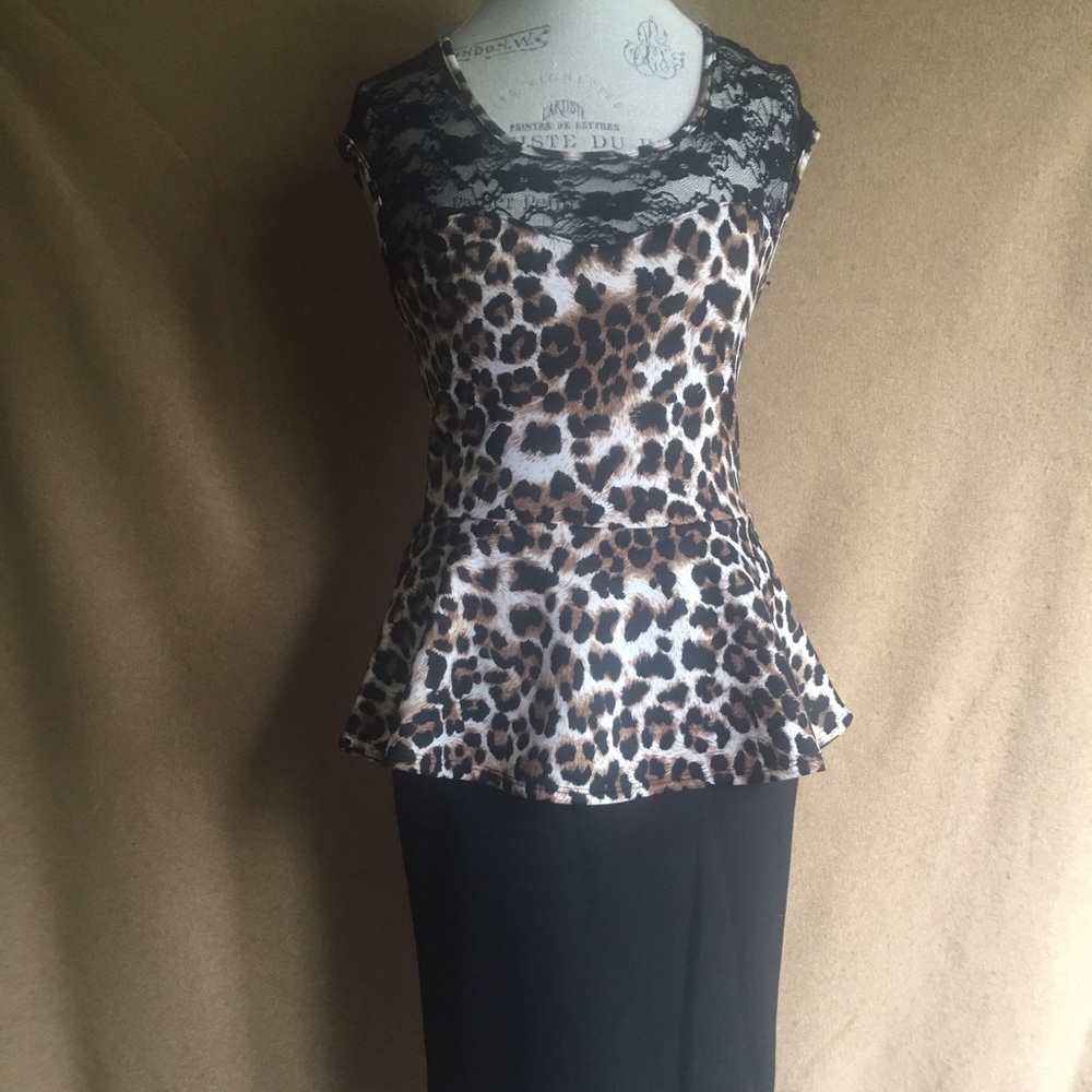 Leopard fitted peplum top