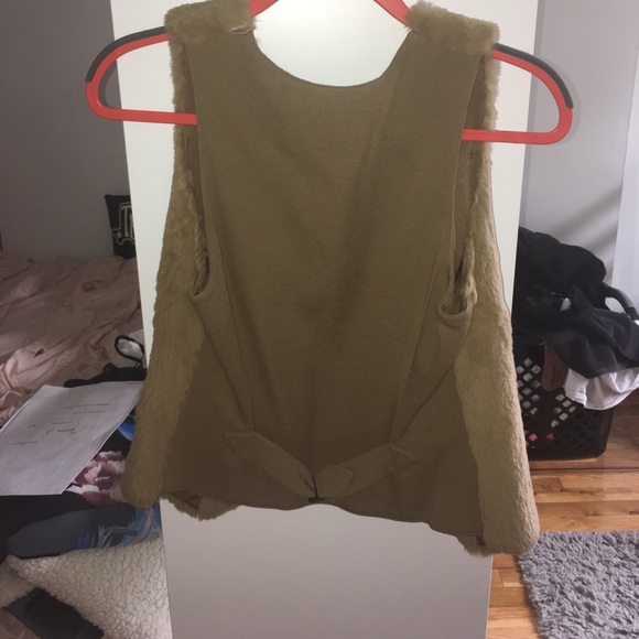 Chanel Rabbit Fur Vest - Picture 2 of 3