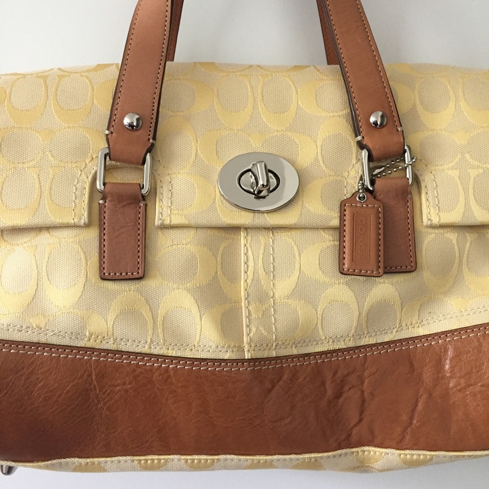 Coach Yellow Signature Hamptons Flap Satchel - Picture 2 of 4