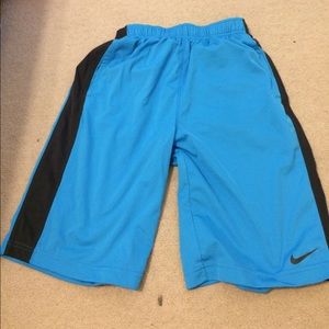 Nike boys blue basketball shorts