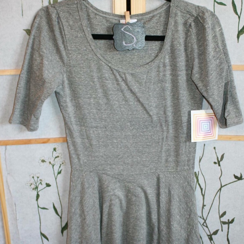 BNWT cotton feel LuLaRoe Nicole small S