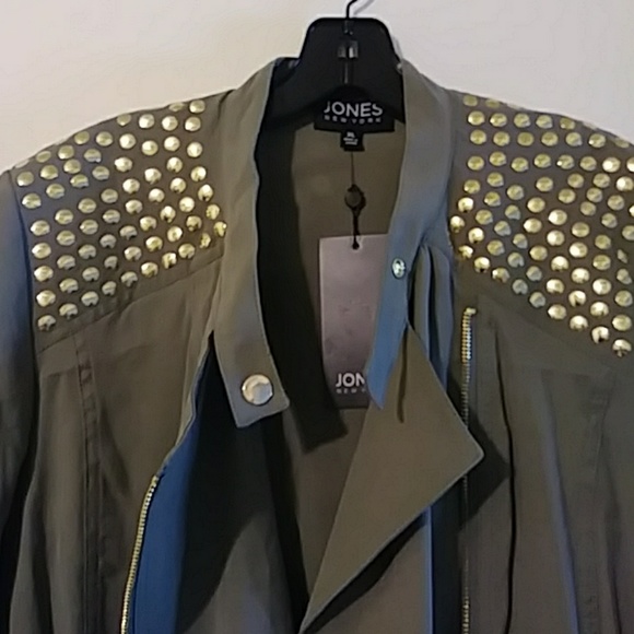 It's a beautiful Jones New York waist jacket. - Picture 3 of 7