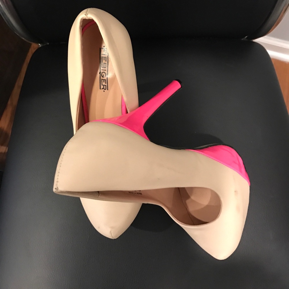 Australian Man Made Jaw Dropping Pumps