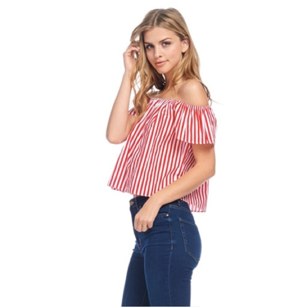 Poplin Off Shoulder Top