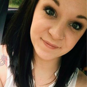 Meet your Posher, Tori