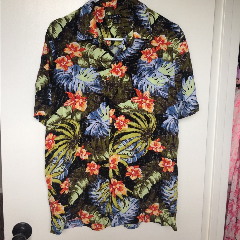 Men's Hawaiian shirt size medium