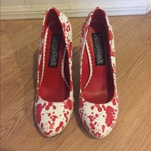 White with red splattered print high heels