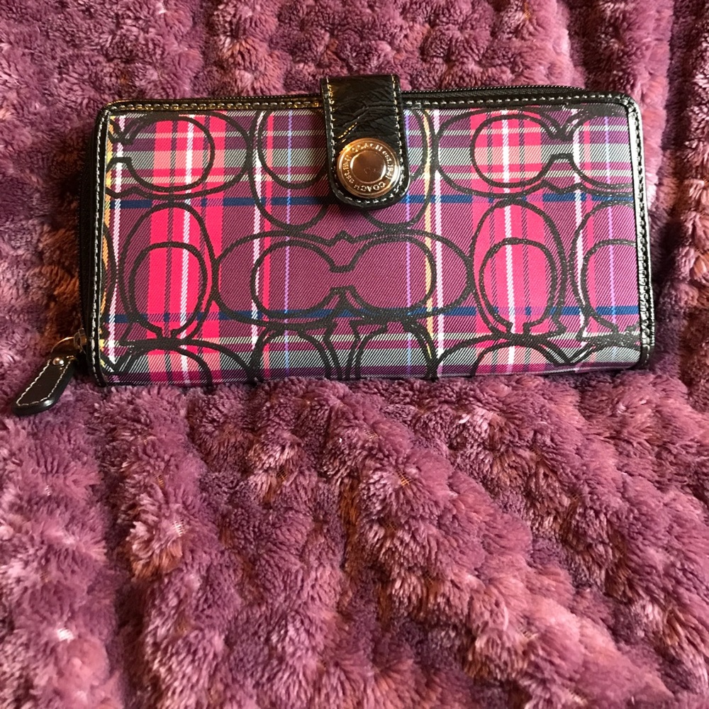 Coach wallet, used