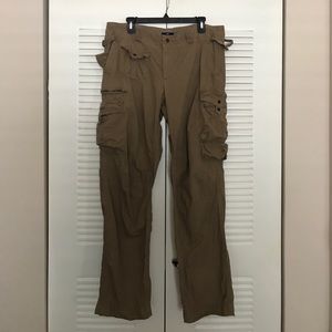 Gap Dark Khaki Mutli Pocket Cargo Pants