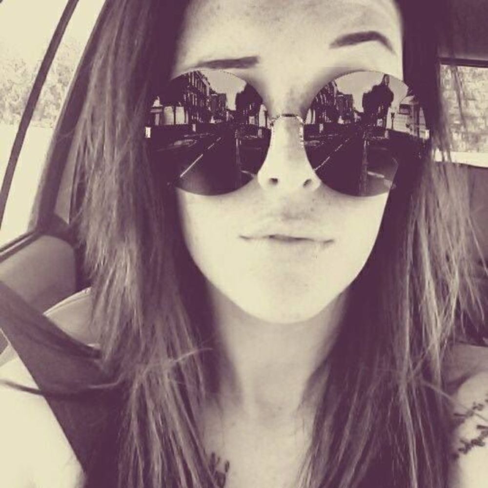 Meet your Posher, Teresa