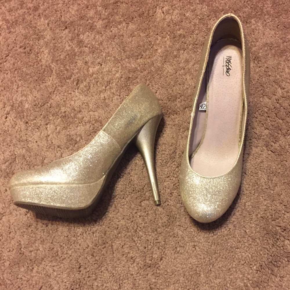 Platform stilettos