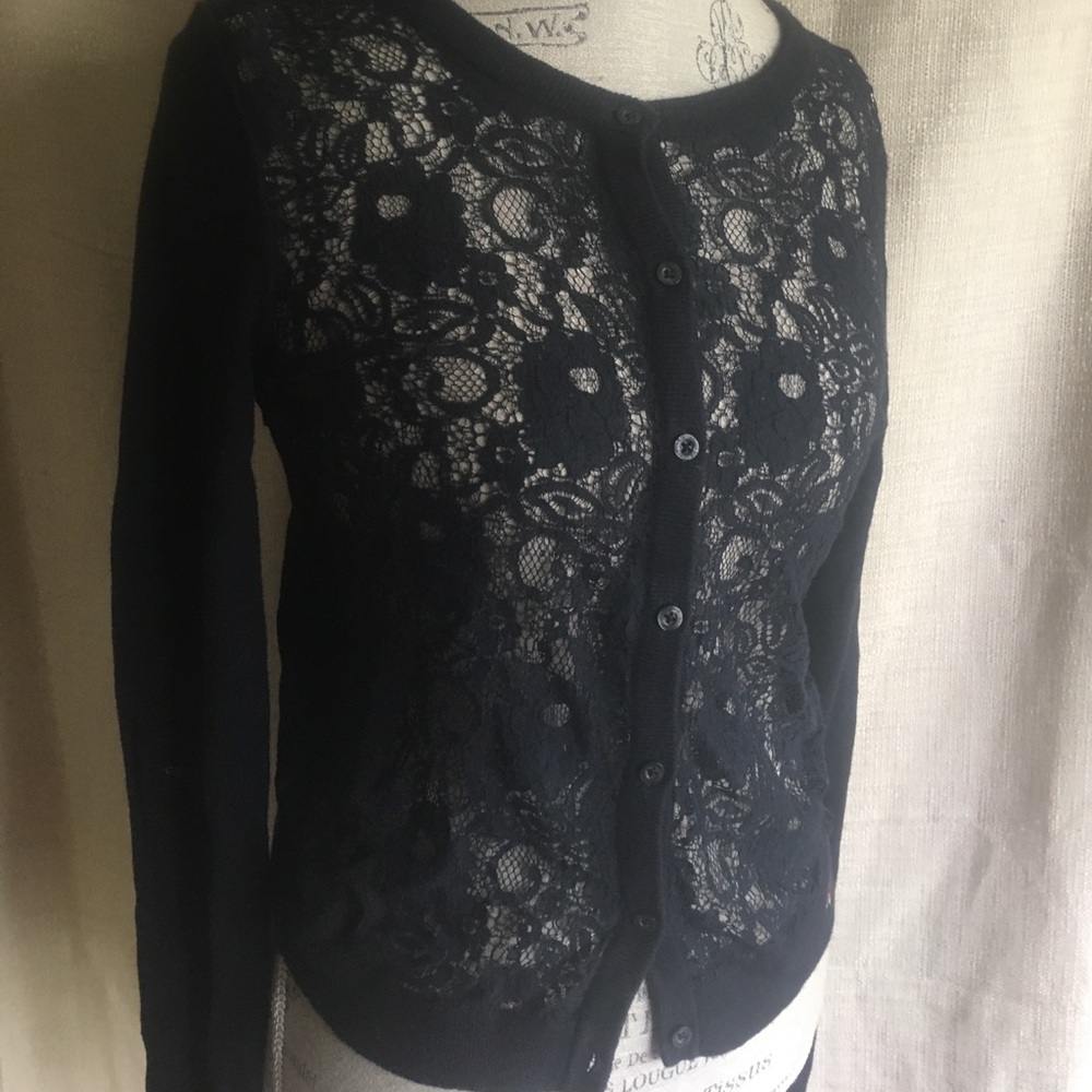 Hollister sweater -SOLD