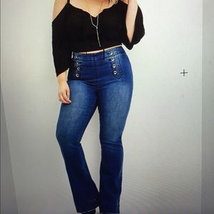 NWT Forever 21 High-Waisted Jeans