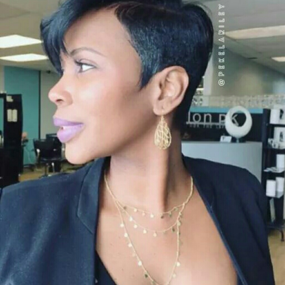 Meet your Posher, Inza